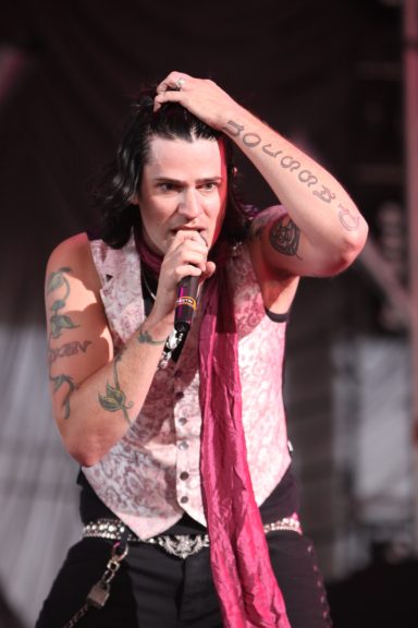 Hinder - Austin John Winkler